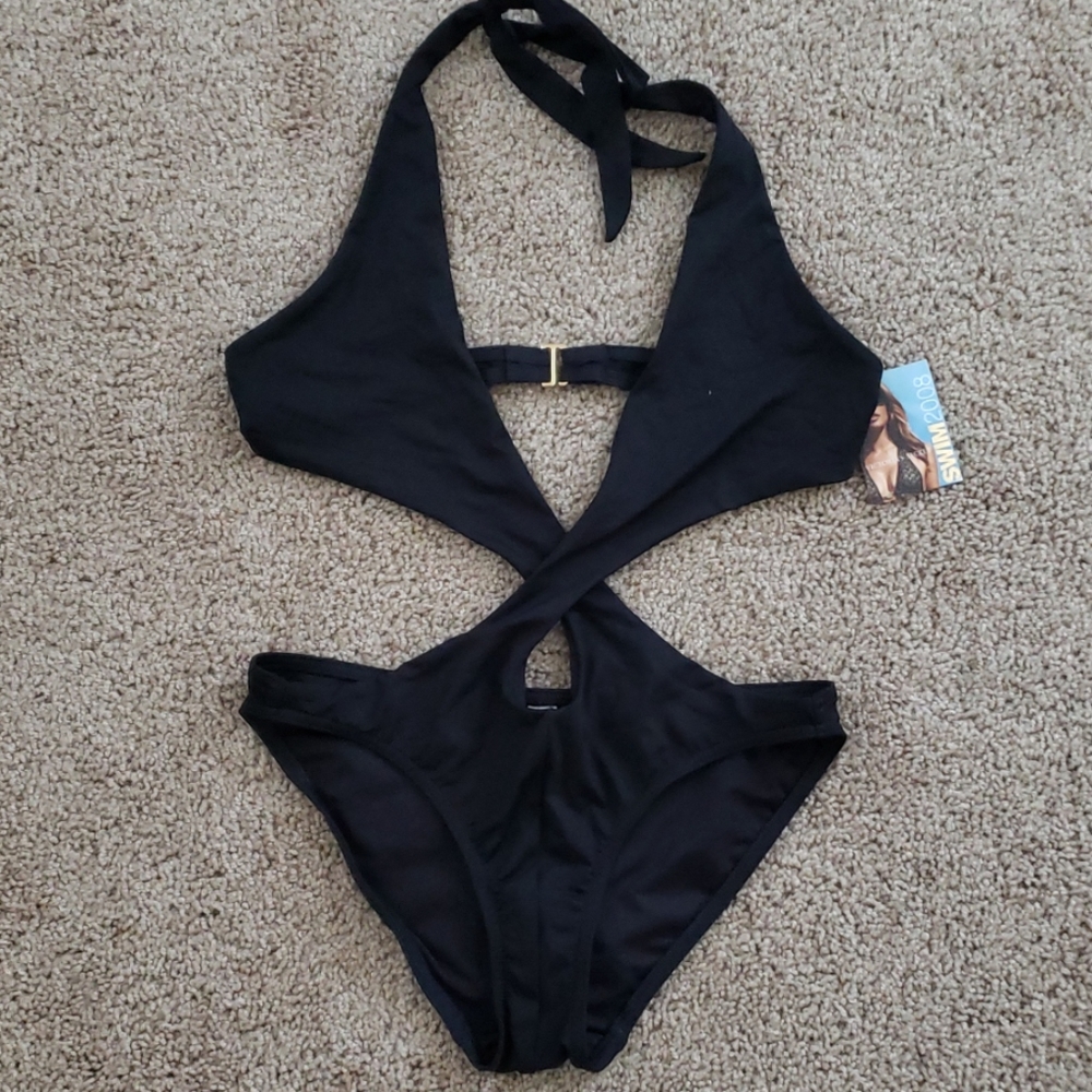 VS one piece swimsuit - Picture 1 of 3